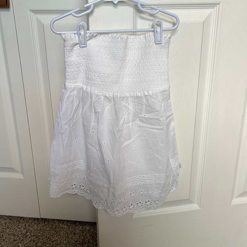 Hollister Eyelet Strapless Tank